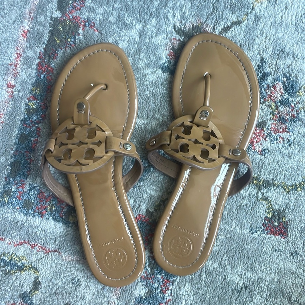 Tory Burch Neutral Patent Leather Logo Sandals
